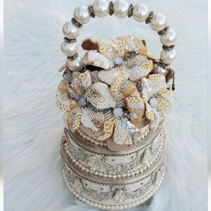 NWT MARY FRANCES I DO BEADED HANDBAG